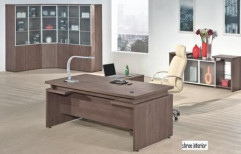 Office MD Table by Shree Interior