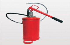 Grease Pump by New Tech Garage Equipments
