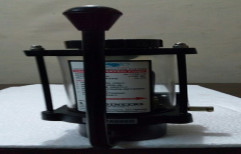 Hand Operated Pump (Transparent Reservoir) by Sp Engineers