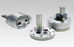 Hot Melt Gear Pump by DuraMet Technologies