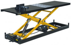 Two Wheeler Repair Table - Two Wheeler Ramp with power pack by Green Motorzs