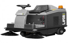 ET Ride on Sweeper by Jainam Machinery & Tools