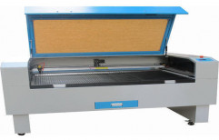 Acrylic Laser Cutting Machine by Delhi Scientific