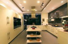 Modular Kitchen by Mahi Kitchen & Bath Concept