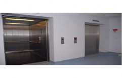 Passenger Door Lift by Star Engineering