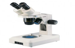 Stereoscopic Microscopes by Labline Stock Centre