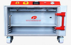 Vertical Door Type Vacuum Packing Machine by Rema Engineers