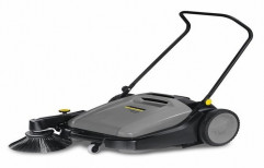 Industrial Manual Sweeper by Union Company