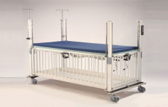 Hospital Crib by Surgical Hub