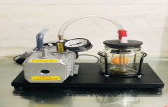 Mono Block Vacuum Pump With Moisture Trap by Envico Instruments