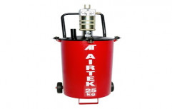 Pneumatic Grease Pump - 25 kg by Airtek Compressors