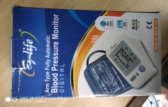 Blood Pressure Monitor by Shivam Surgical