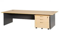 Executive Table by Manorath Traders