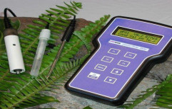 Microprocessor Based pH/mV/Temp. Meter (Portable Model) by Surinder And Company