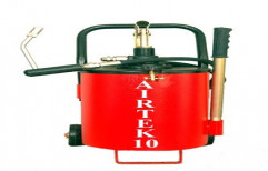 Hand Operated Grease Pump - 10KG by Airtek Compressors