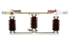 Solid Core Rotating Isolator 33KV by Power-grid Switchgears Pvt. Ltd.
