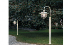 Residential Light Pole by HD Square Lighting