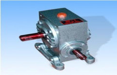 Universal Horizontal Gearbox by Sushila Engineering Co.
