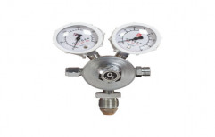 Twin Gauge Oxygen Regulator by MN Life Care Products Private Limited