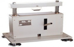 Manual Hydraulic Press Machine by Static Hydraulic Pvt. Ltd.