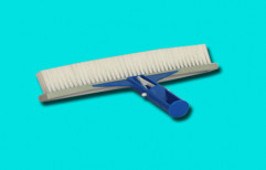 Straight Brush by Renaissance Aqua Sports Private Limited