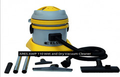 Vacuum Cleaner by Saffron Equipments