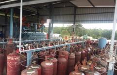 Acetylene Cylinders Filling Manifold by Universal Industrial Plants Mfg. Co. Private Limited