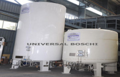 Liquid Oxygen Tank by Universal Industrial Plants Mfg. Co. Private Limited