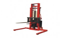 Straddle Stacker by Lokpal Industries