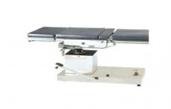 Gear Matic Hydraulic OT Table by Mediworld Services