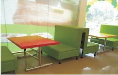 Restaurnt Dining Tables by Solitech Manufacturing Private Limited
