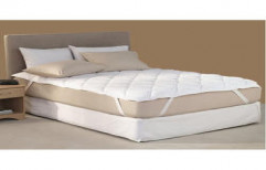 Mattress Protector by Puja Plywood Furniture