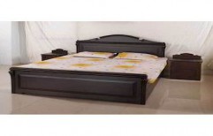 Wooden Bed by Vishwakarma Interiors