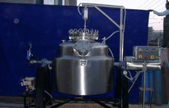 Industrial Pressure Cooker by Ved Engineering