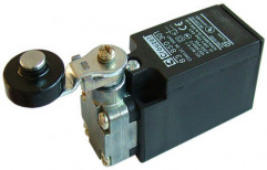 Limit Electro Micro Switches by Universal Services