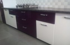 Modular Kitchen by VIP Interiors & Construction