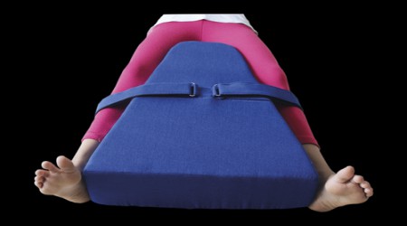 Hip Abduction Pillow by Isha Surgical