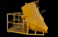 Concrete Bucket Screw Jack Mechanism With Safety Cage by Laxmi Engineering Works