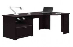 Corner Office Table by Sai Furniture & Interiors