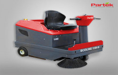 Ride on Vacuum Sweeper by Nutech Jetting Equipments India Pvt. Ltd.