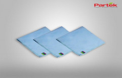 Partek Hitech Microfiber Hand Cloth for Electronic Surfaces by Nutech Jetting Equipments India Pvt. Ltd.