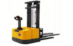 Articulated Forklift Trucks by Thermodynamic Engineers Private Limited