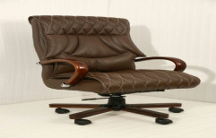 Office Chair by Vinayak Plywood