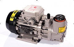 Oil Lubricated Rotary Vane Pumps by Melkev Machinery Impex