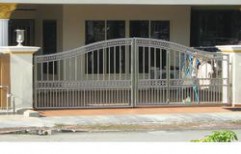 Stainless Steel Compound Gate by Steel Craft