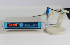 Digital Conductivity Meter by Swastik Scientific Company