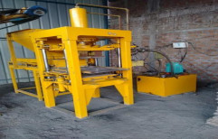 Manually Operated Fly Ash Bricks Making Machine by Paras Steel Center