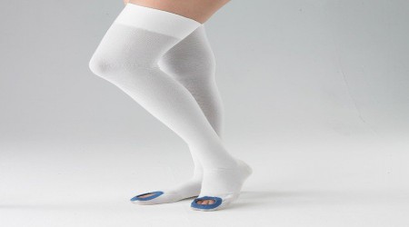 Thigh Length Anti Embolism Stockings by Isha Surgical