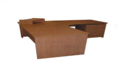 Wooden Corner Table by Aadhya Enterprise Services