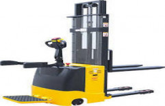 Full Electric Stacker by Star Industries